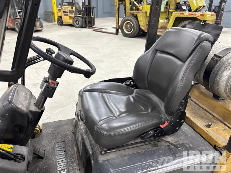 CAT GC25 5000 lb Cushion Tire Forklift Heftrucks overige