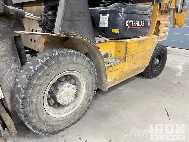 CAT GC25 5000 lb Forklift Інше