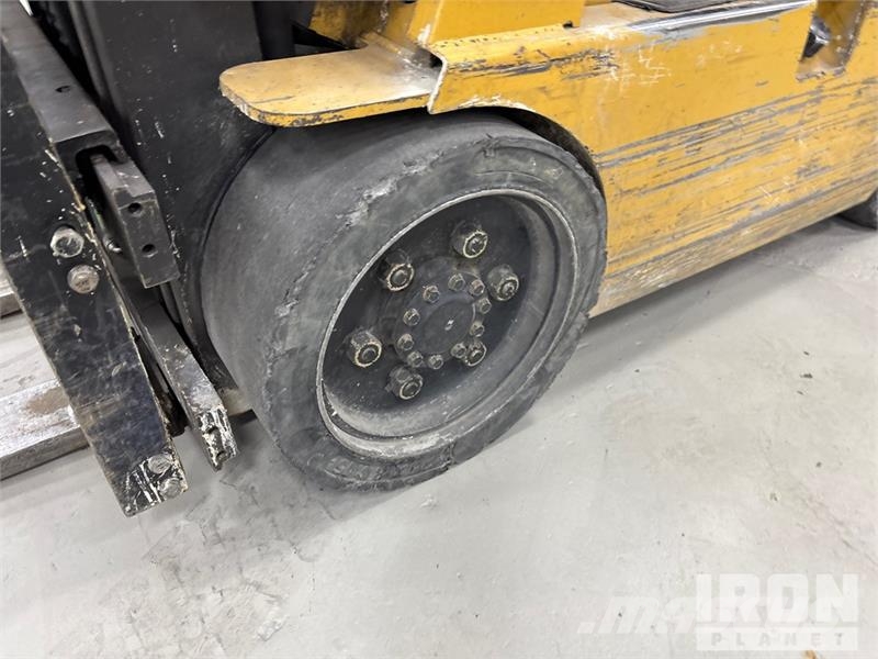 CAT GC25 5000 lb Forklift Інше