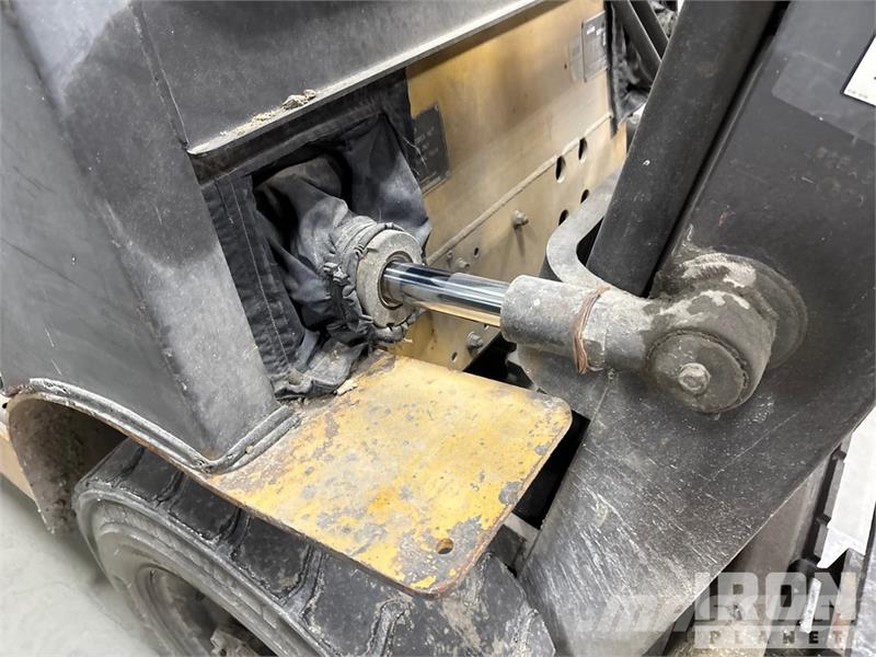 CAT GC25 5000 lb Forklift Інше