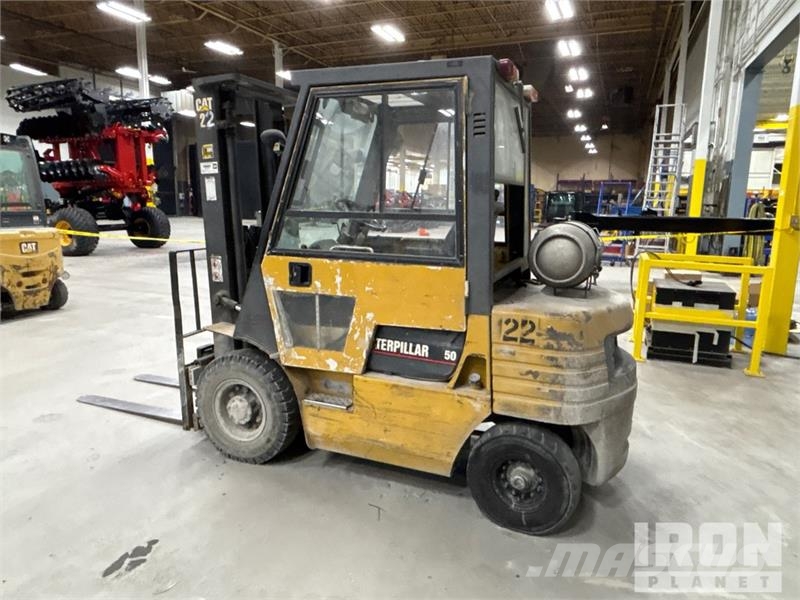 CAT GC25 5000 lb Forklift Інше