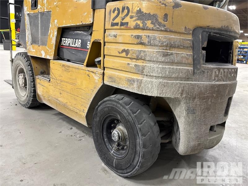 CAT GC25 5000 lb Forklift Інше