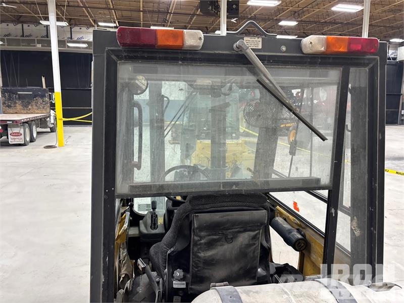 CAT GC25 5000 lb Forklift Інше