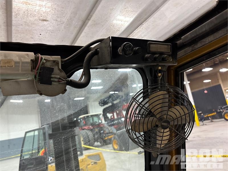 CAT GC25 5000 lb Forklift Інше