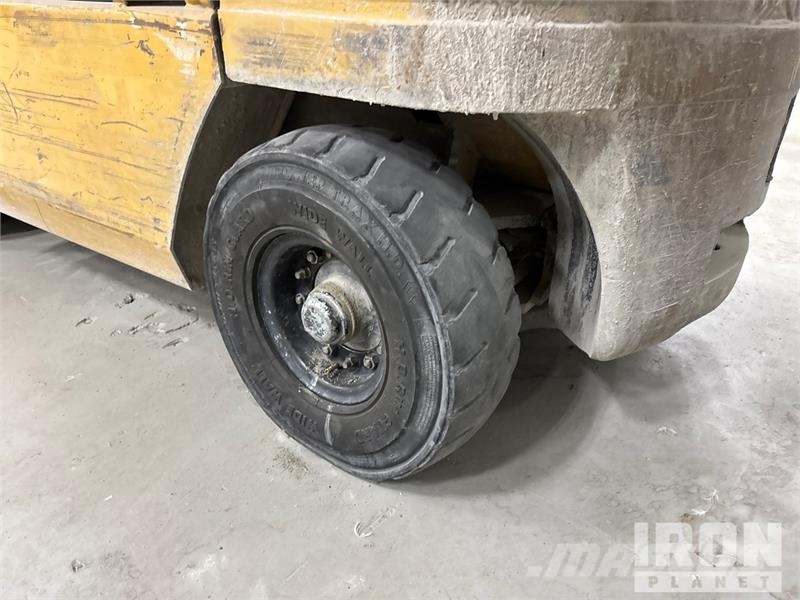 CAT GC25 5000 lb Forklift Інше