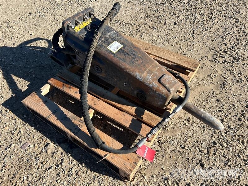 CAT H65 14 in Hydraulic Breaker Hammers / Breakers
