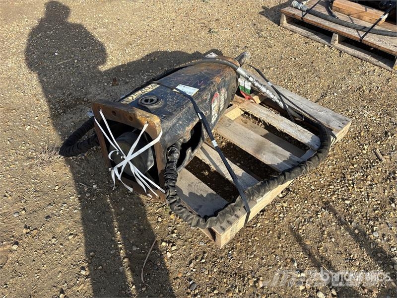 CAT H65s Demolition Breaker (Inoperable) - Fits 305/30 المحراث الحفار