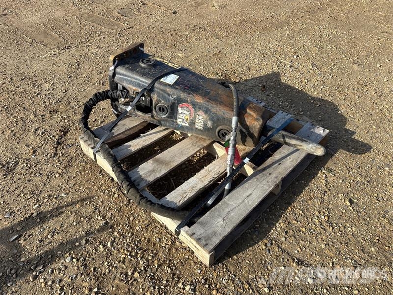 CAT H65s Demolition Breaker (Inoperable) - Fits 305/30 المحراث الحفار