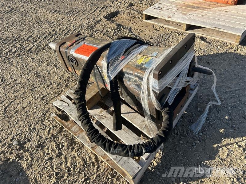 CAT H80ES / 420 12 in Hydraulic Breaker (Inoperable) مطارق / كسارات