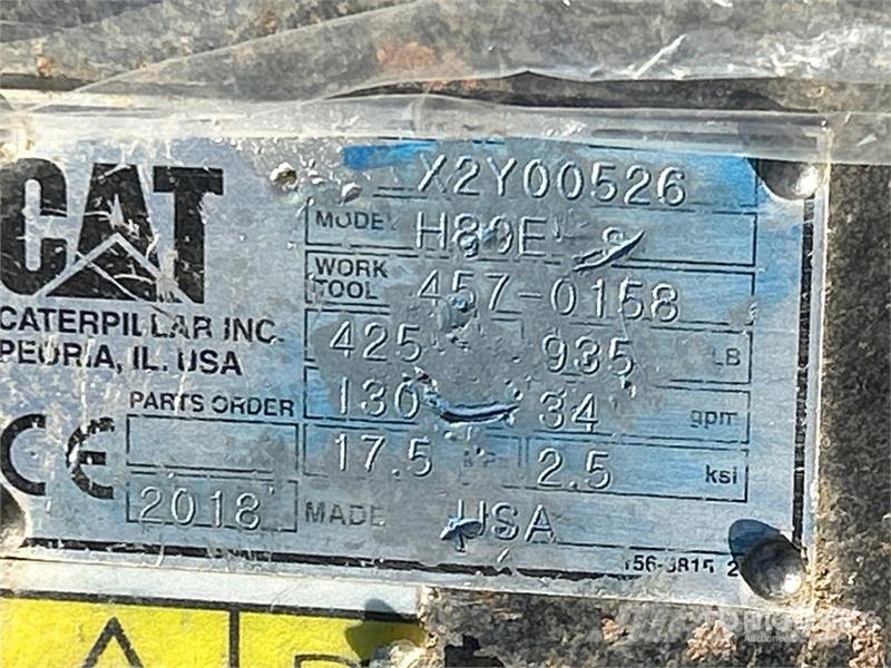 CAT H80ES / 420 12 in Hydraulic Breaker (Inoperable) مطارق / كسارات