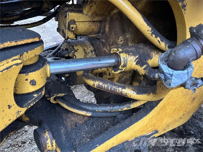 CAT IT28F Radlader