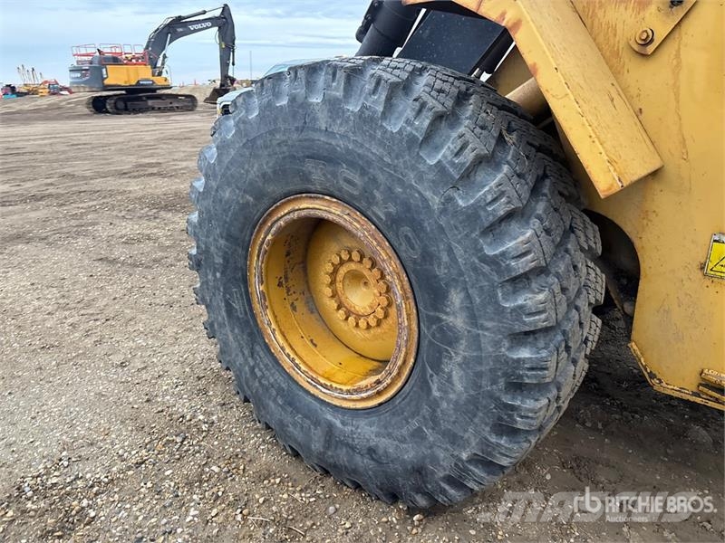 CAT IT28F Radlader