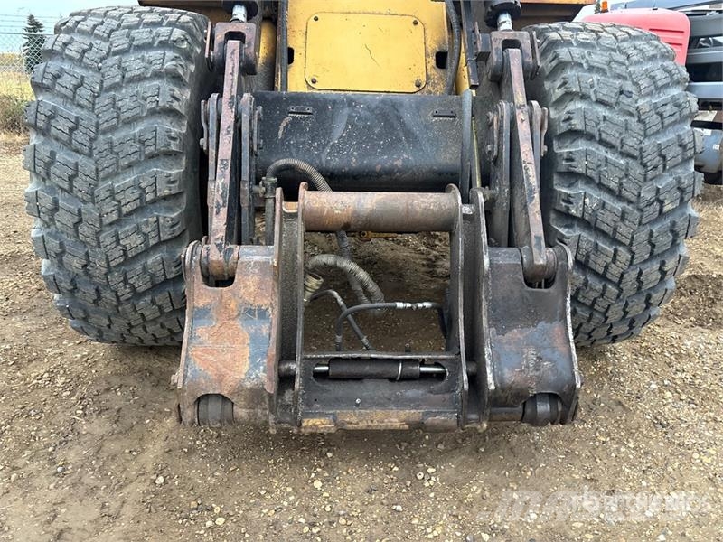 CAT IT28F Radlader