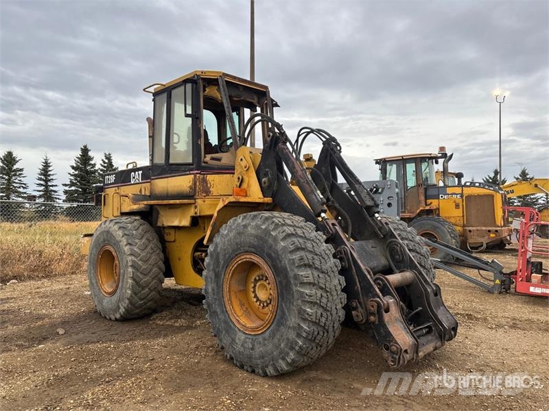 CAT IT28F Radlader