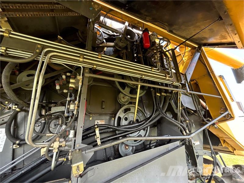 CAT Lexion 480 Combine Harvester Θεριζοαλωνιστικές μηχανές