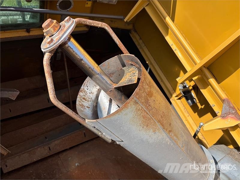 CAT Lexion 480 Combine Harvester Θεριζοαλωνιστικές μηχανές
