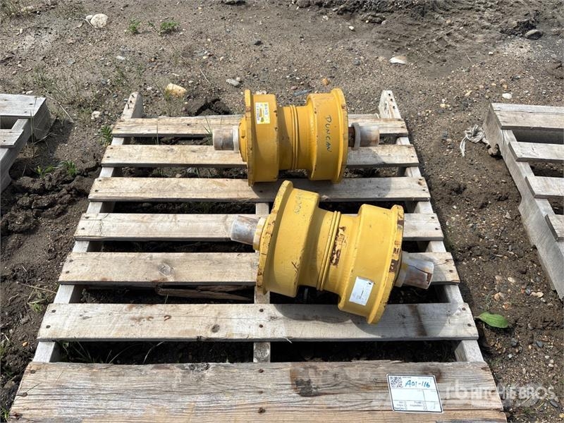 CAT of (2) Cat Track Rollers (Unused) - Fits Cat D7 El Autres accessoires