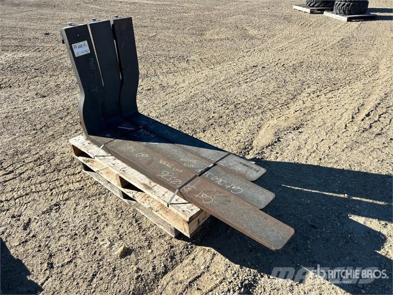 CAT of (3) Cat LH Fork Tines - Fits Cat 924-966 (Unuse Інше обладнання