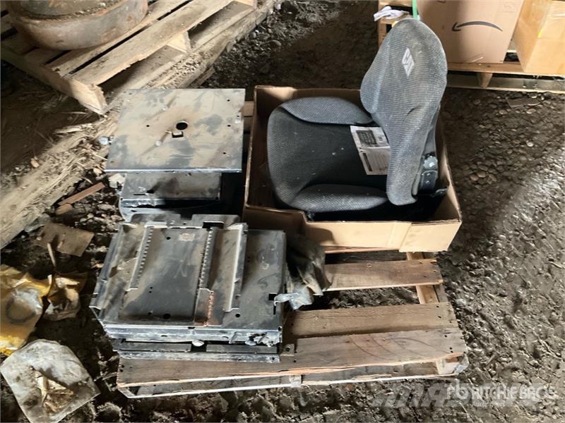 CAT of Cat Seat Bases & Seat Ostale komponente za građevinarstvo