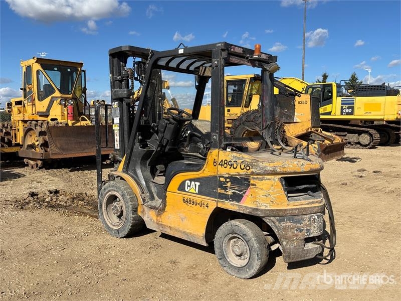 CAT P6000-LP 5400 lb Cushion Tire Forklift شاحنات ذات رافعات شوكية - أخرى