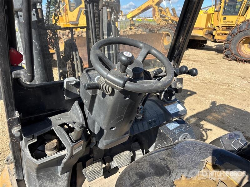 CAT P6000-LP 5400 lb Cushion Tire Forklift شاحنات ذات رافعات شوكية - أخرى