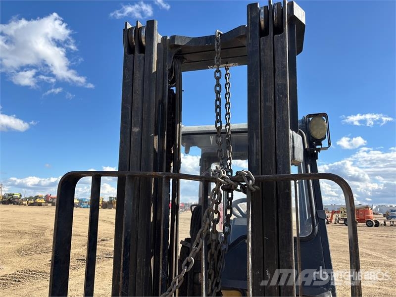 CAT P6000-LP 5400 lb Cushion Tire Forklift شاحنات ذات رافعات شوكية - أخرى