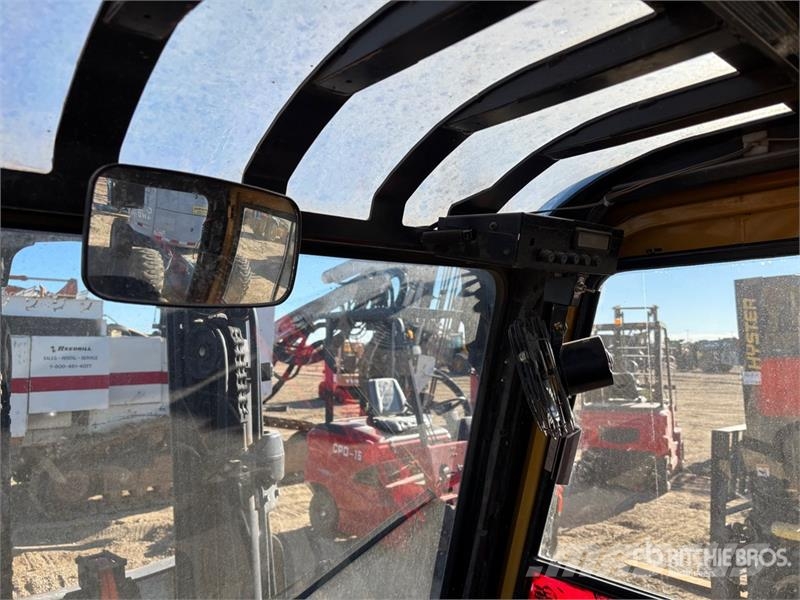 CAT PD6000-D 6000 lb Pneumatic Tire Forklift Kahveltõstukid - muud