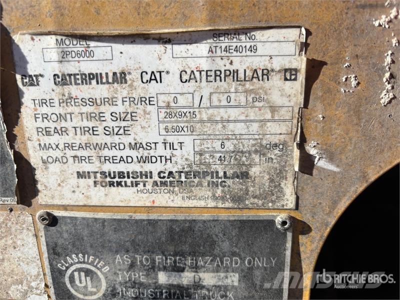 CAT PD6000-D 6000 lb Pneumatic Tire Forklift Kahveltõstukid - muud