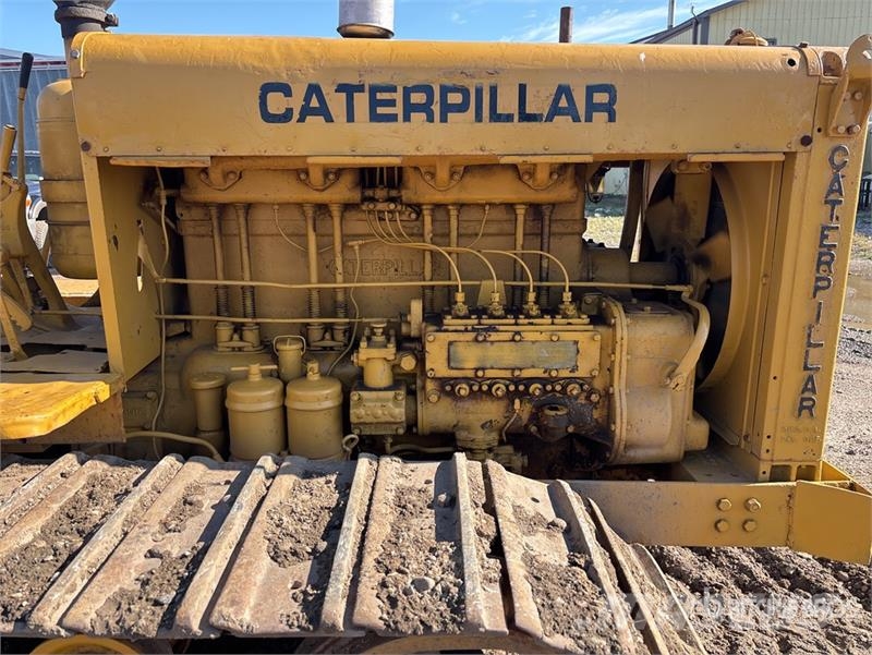 CAT RD7 Kāpurķēžu buldozeri