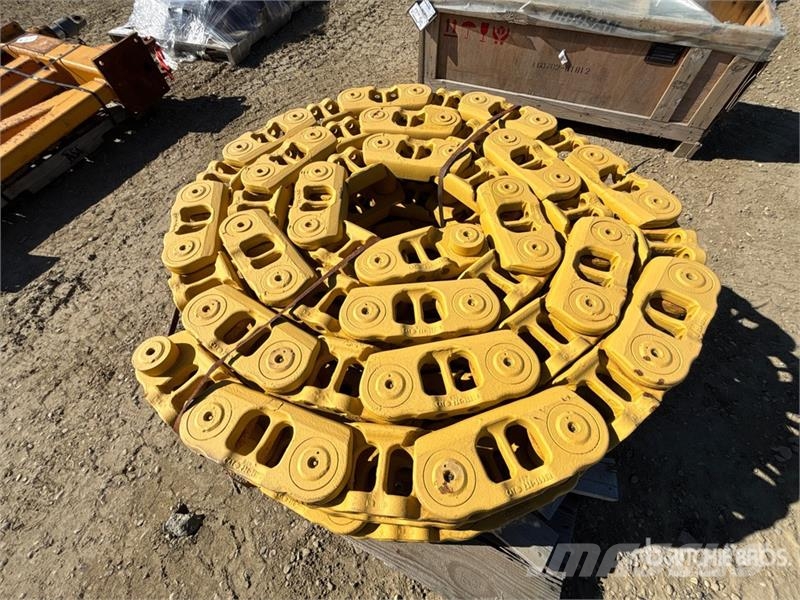 CAT SystemOne D6T Track Under Carriage Chains (Unused) Andre komponenter