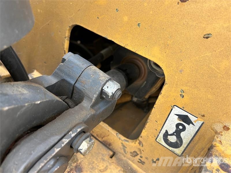 CAT T-70D 5800 lb Cushion Tire Forklift Інше