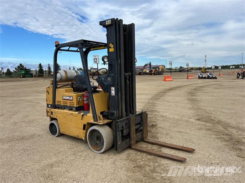CAT T-70D 5800 lb Cushion Tire Forklift Інше