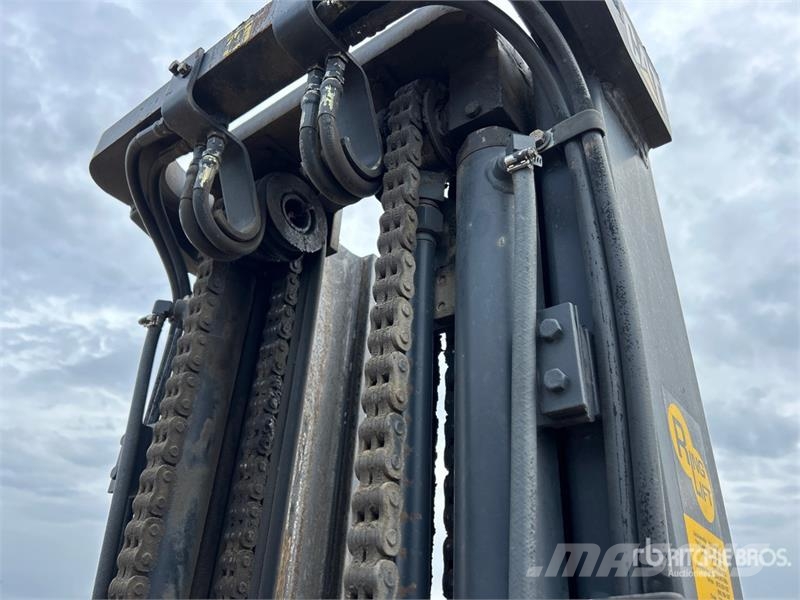 CAT T-70D 5800 lb Cushion Tire Forklift Інше