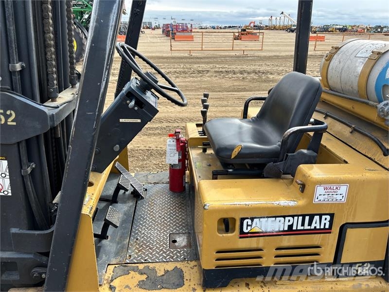 CAT T-70D 5800 lb Cushion Tire Forklift Інше