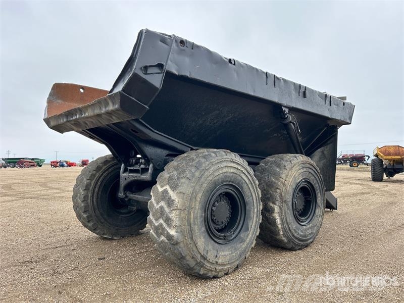 CAT T/A Off-Road End Dump Trailer Ďalšie nákladné vozidlá