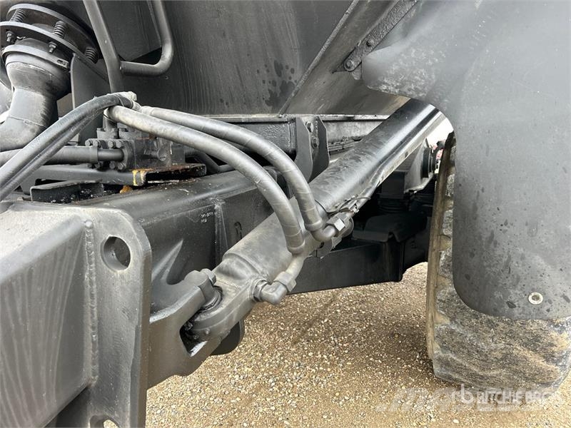 CAT T/A Off-Road End Dump Trailer Ďalšie nákladné vozidlá