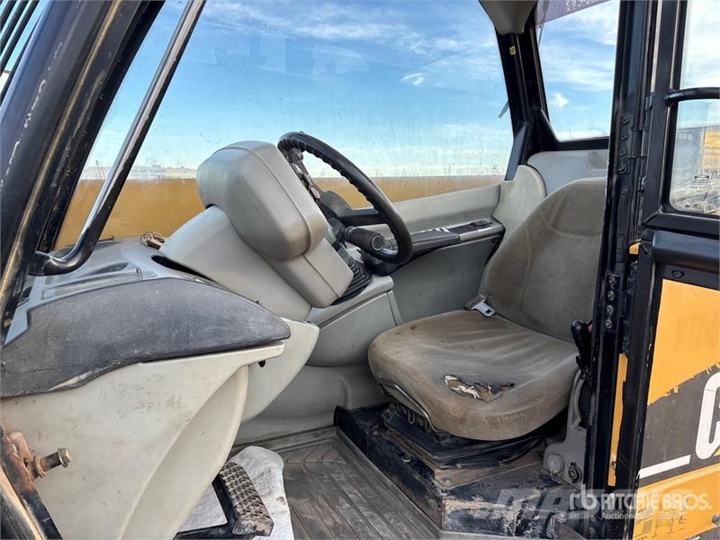 CAT TH406B Telehandler 텔러 핸들러