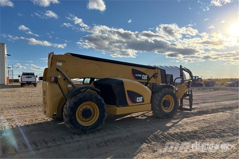 CAT TL1255D Telehandler Teleszkópos rakodók