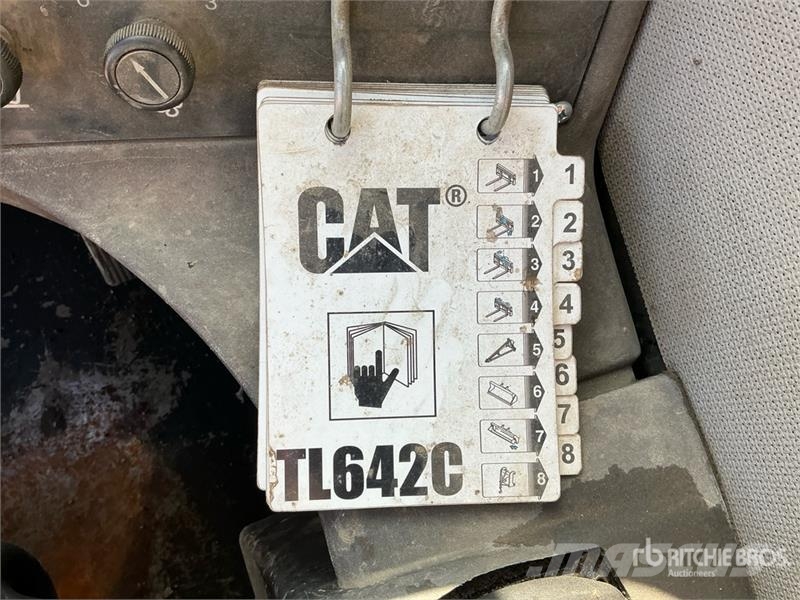 CAT TL642C Teleskopické manipulátory