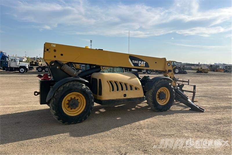 CAT TL943 Stivuitoare telescopice