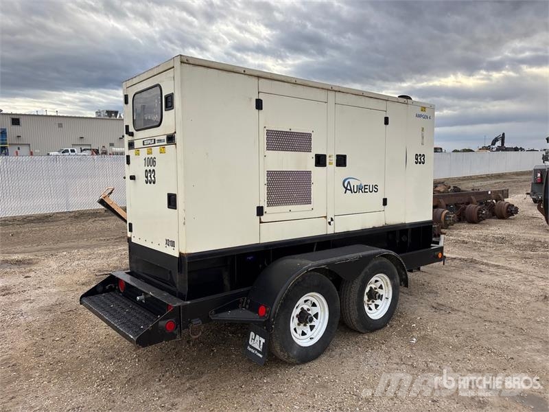 CAT XQ1006 100 kW Mobile Generator Set Naftové generátory