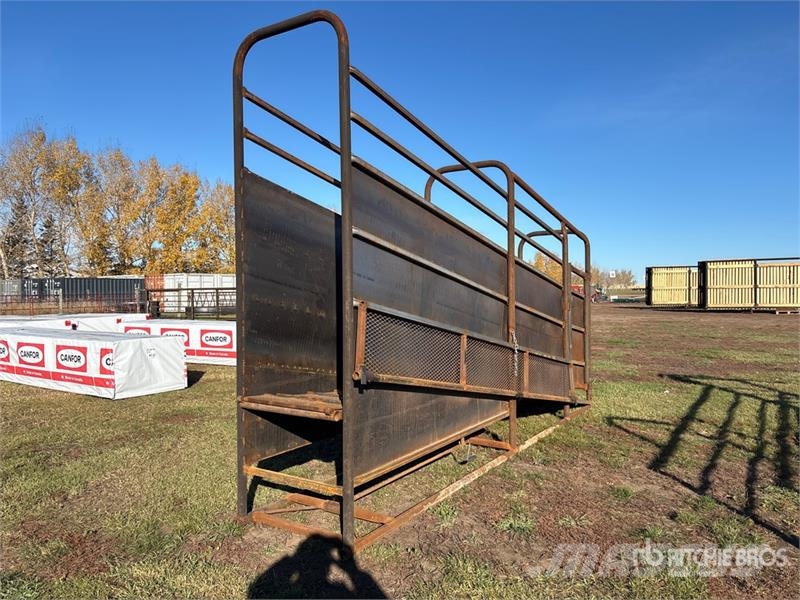Cattle Loading Ramp (Unused) Оборудование для животноводческих ферм