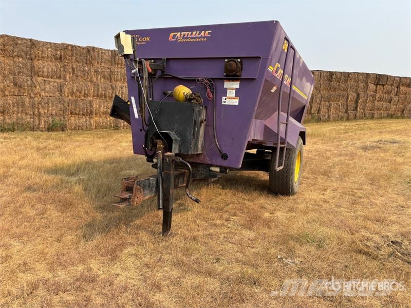 Cattlelac 360 Feed Grinder Mixer ماكينات وملحقات مواش أخرى