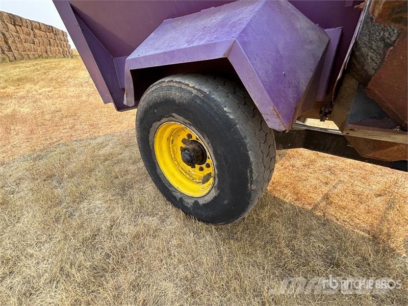 Cattlelac 360 Feed Grinder Mixer ماكينات وملحقات مواش أخرى