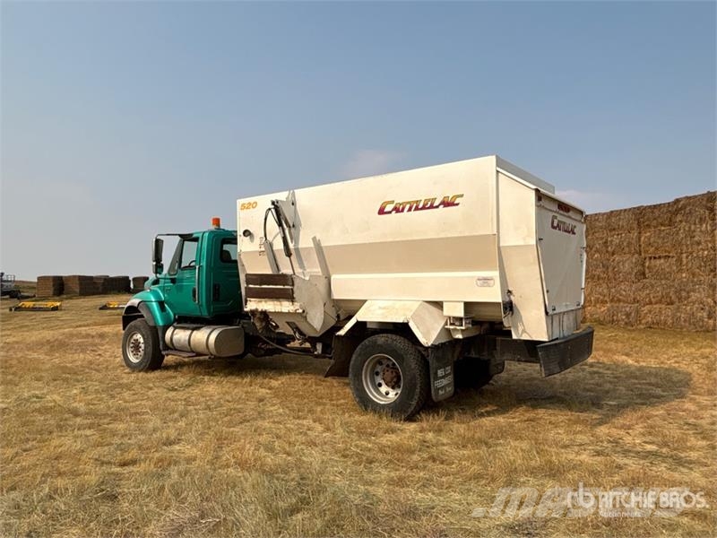  Cattlelac 520 Feed Grinder Mixer ماكينات وملحقات مواش أخرى