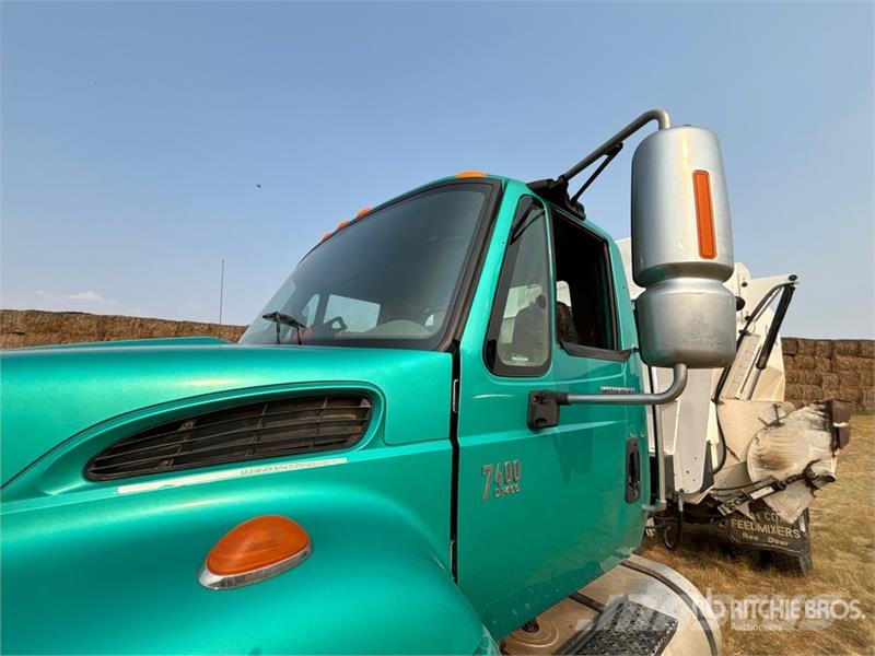 Cattlelac 520 Feed Grinder Mixer ماكينات وملحقات مواش أخرى