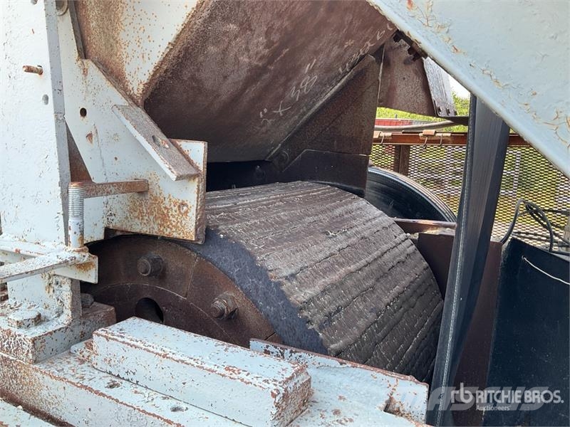 Cedarapids Portable Triple Roll Crusher Knusere - anlæg