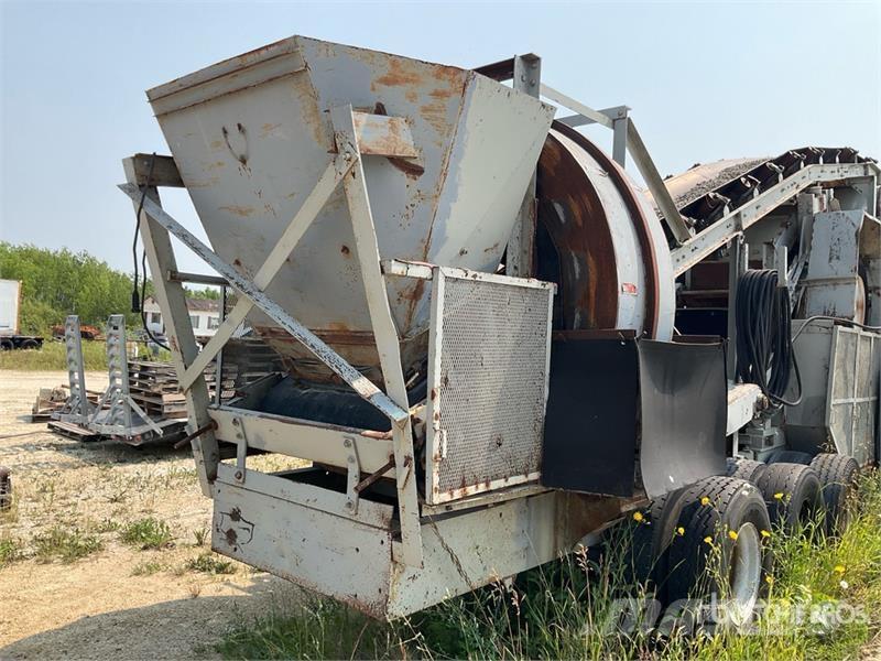 Cedarapids Portable Triple Roll Crusher Knusere - anlæg