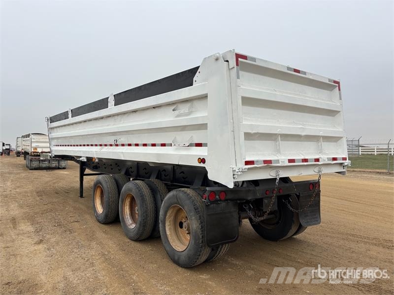 Centerline 30 ft Tri/A End Dump Trailer Tipper trailers
