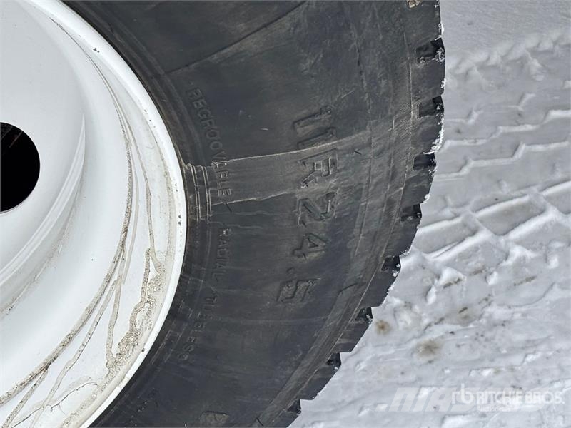Centreline 30 ft Tri/A End Dump Trailer Самосвальные прицепы